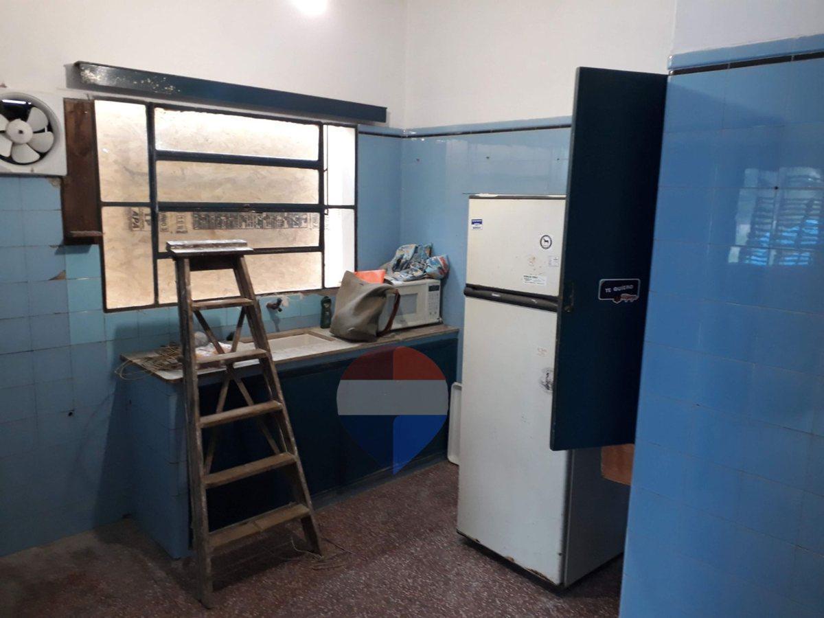 Foto de VENTA CASA GRAN TERRENO ESQUINA, ATLÁNTIDA, imagen 5