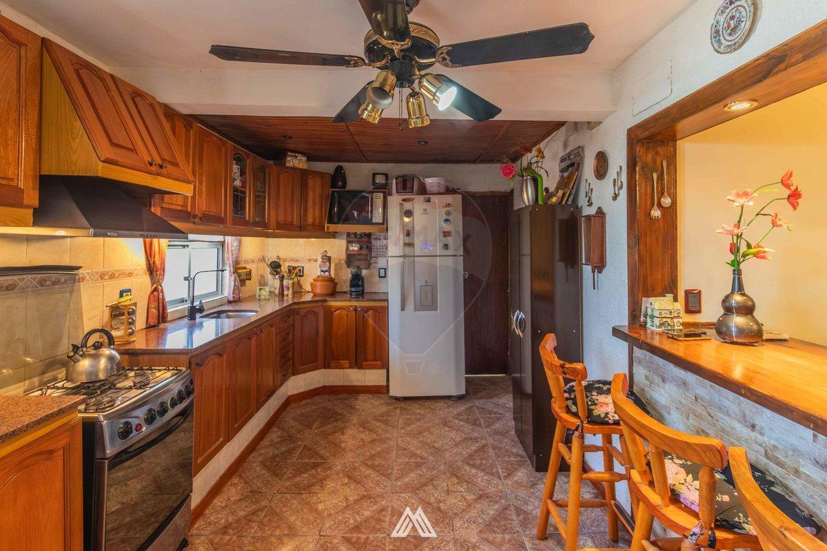 Foto de VENTA PH 2 DORM ZONA ANTEL ARENA con GARAJE Y APTO, imagen 5