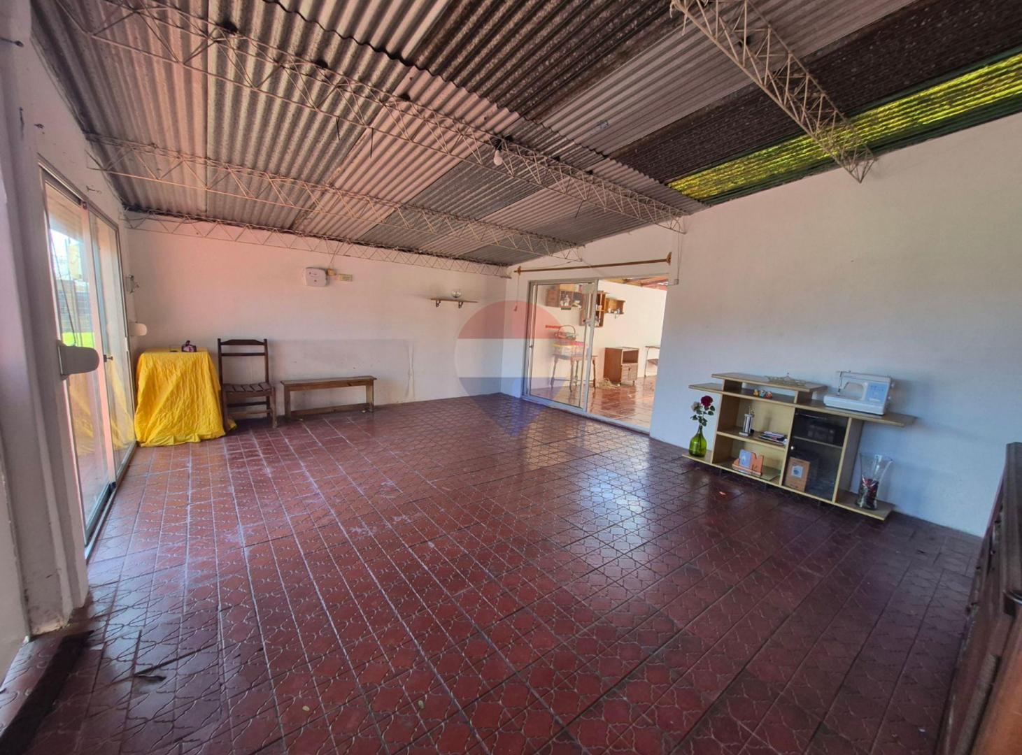 Foto de VENTA CASA MALVIN NORTE 3 DORM. GGE. BARBACOA, imagen 5