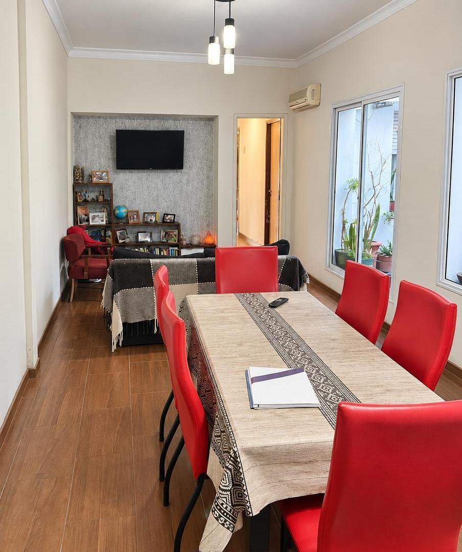 Foto de Departamento de 3 dormitorios en venta en La Plata con patio y parrilla, imagen 4