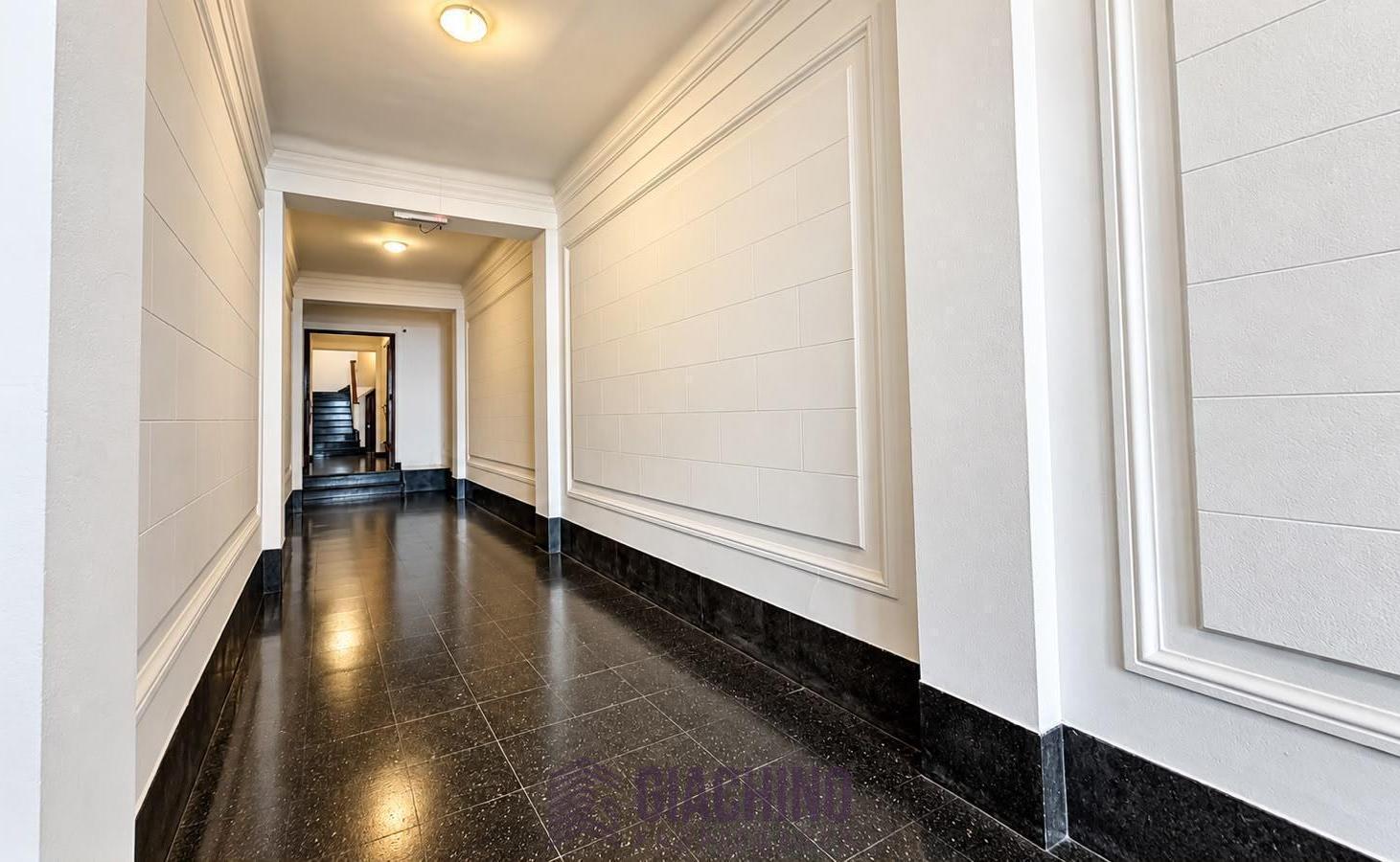 Foto de Departamento de 3 dormitorios en venta en La Plata con patio y parrilla, imagen 3