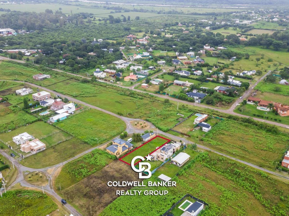 Terreno en Solares de Ortiz 5
