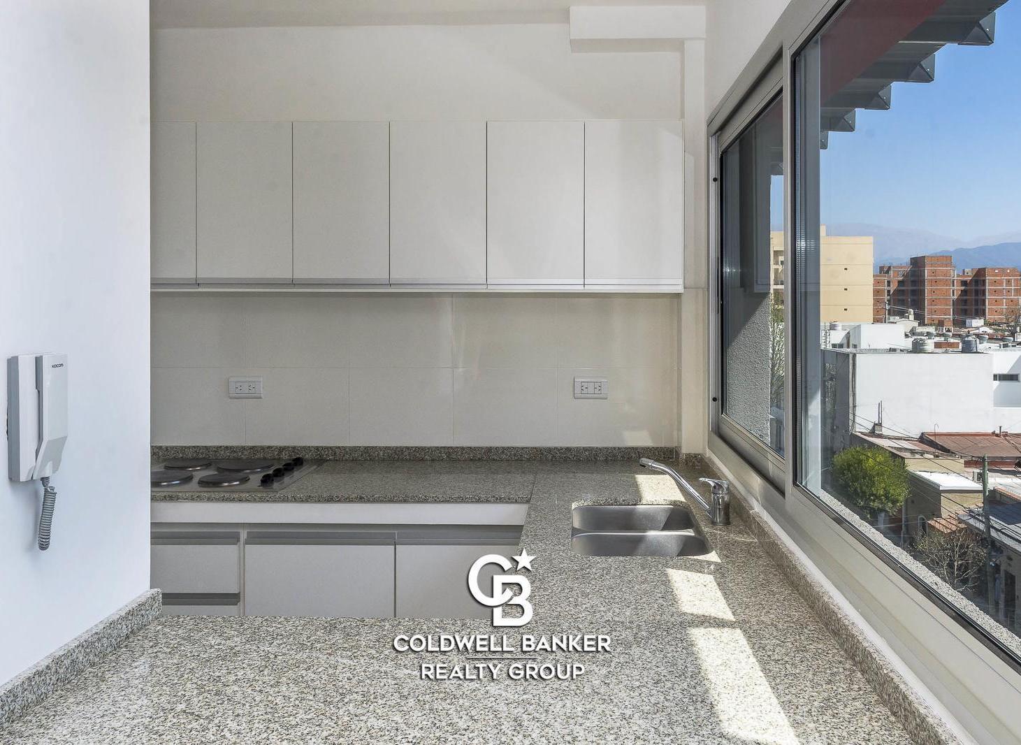 Foto de Departamento en alquiler ubicado en calle Alvarado 1300, imagen 2