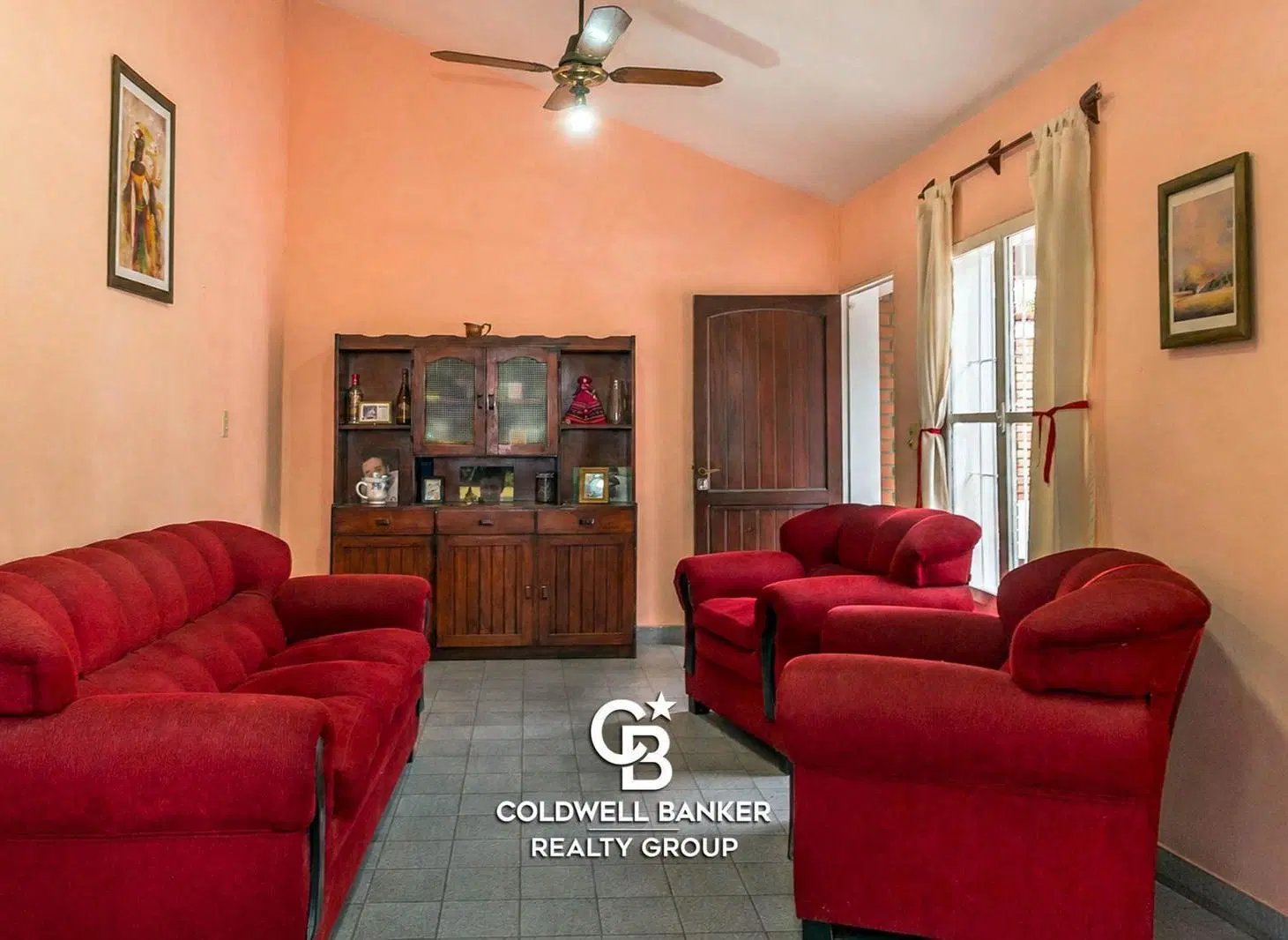 Casa En Venta Barrio San Carlos 3 Domitorios 3
