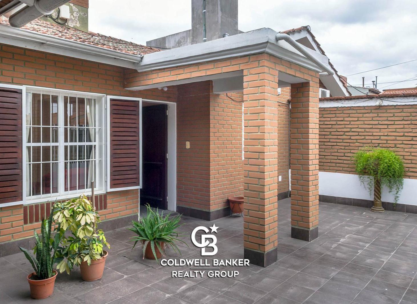 Foto de Casa En Venta Barrio San Carlos 3 Domitorios, imagen 2