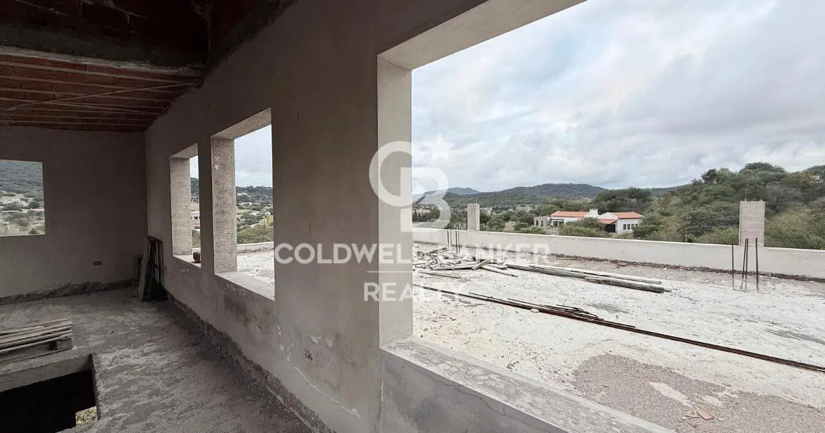 Oportunidad de inversion Casa a terminar  Barrio Las cañadas 5