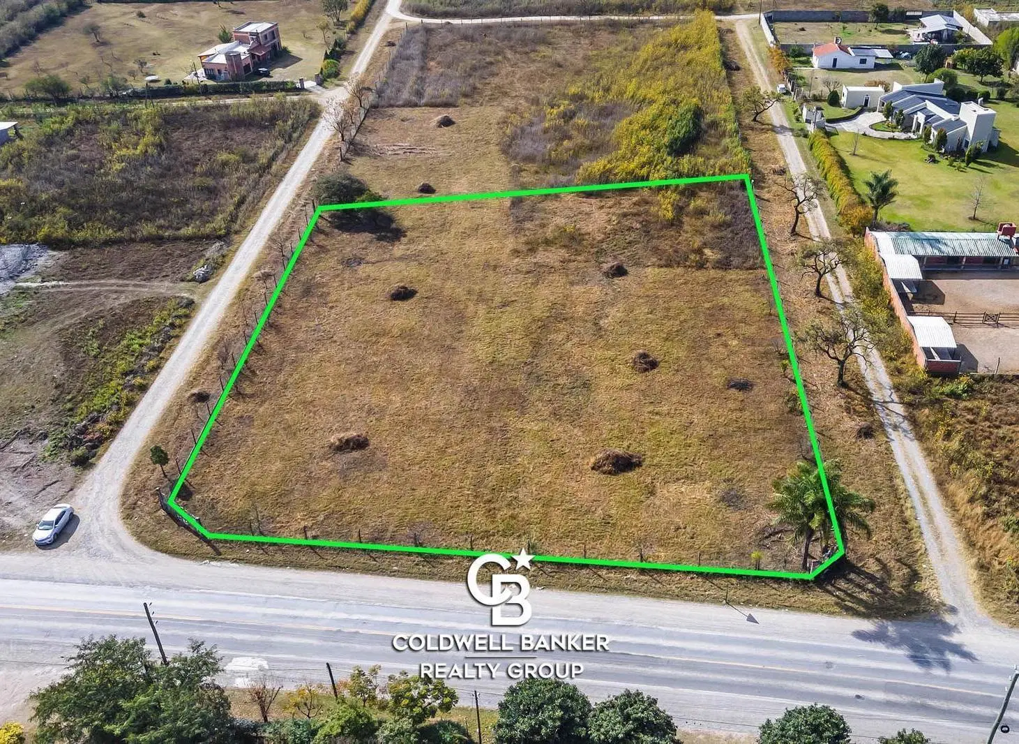 Terreno en alquiler ubicado sobre Ruta 51 altura Dique Las Lomitas 3