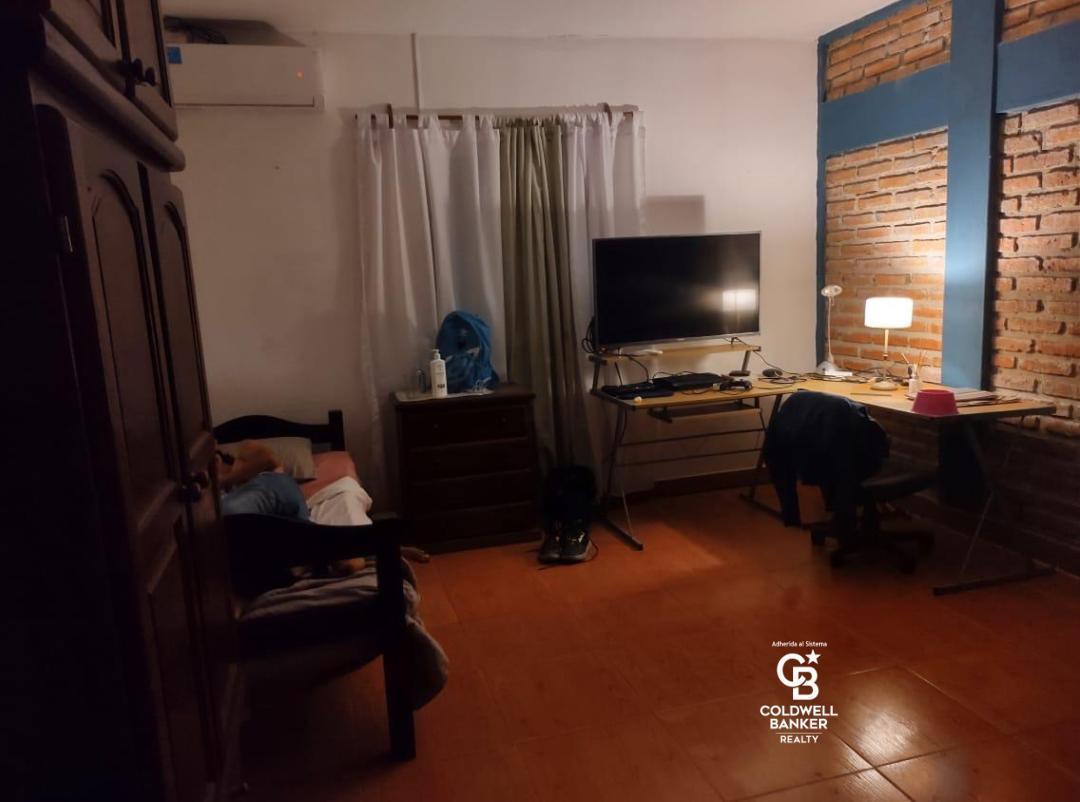 Foto de CASA EN VENTA CDAD ORAN- PJE MATHEU AL 200, imagen 3