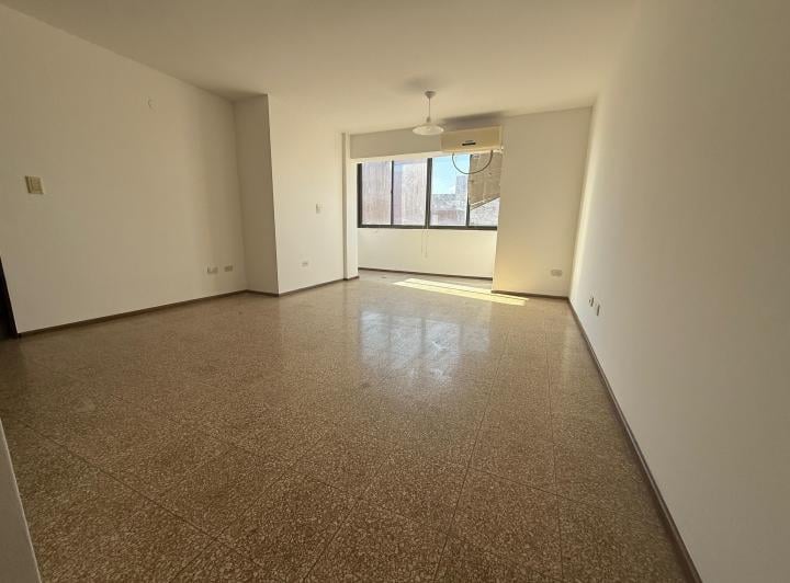 ALQUILER DEPARTAMENTO- Bº CENTRO- 2 dormitorios - Balcón 3