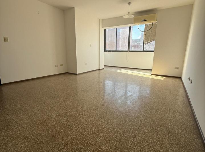 ALQUILER DEPARTAMENTO- Bº CENTRO- 2 dormitorios - Balcón 2
