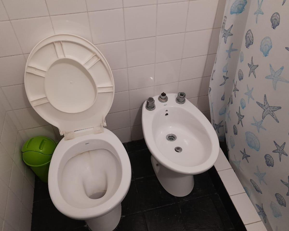 VENTA. APTO CREDITO! PH AL FRENTE, 2 AMB CON PATIO. RECICLADO!
