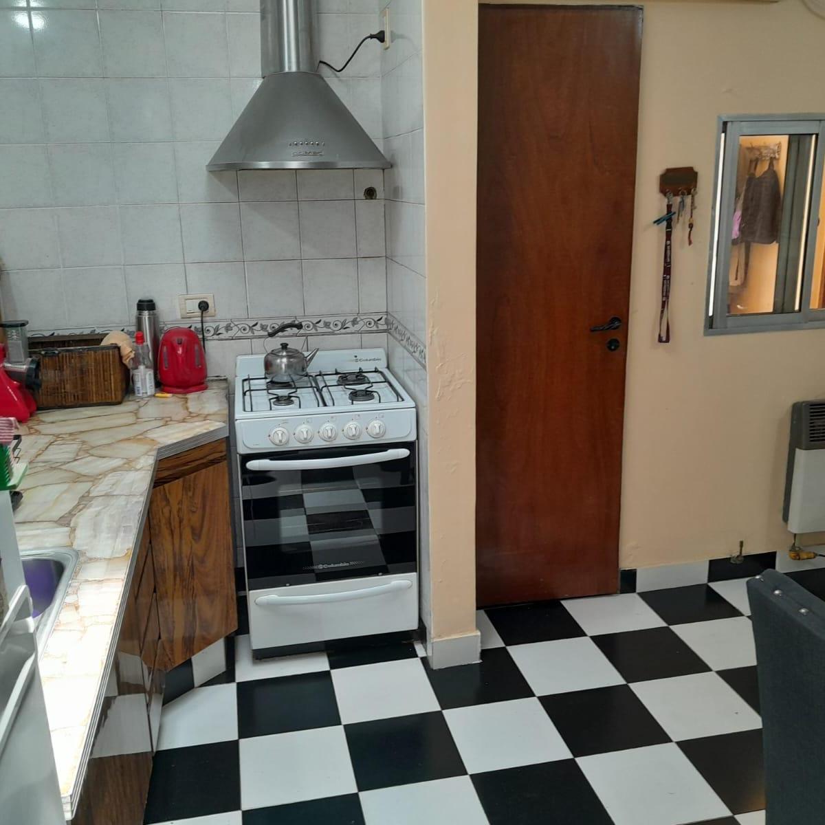 Venta. Hermoso PH Al Frente, 4 Amb con Terraza. Apto Credito! 2
