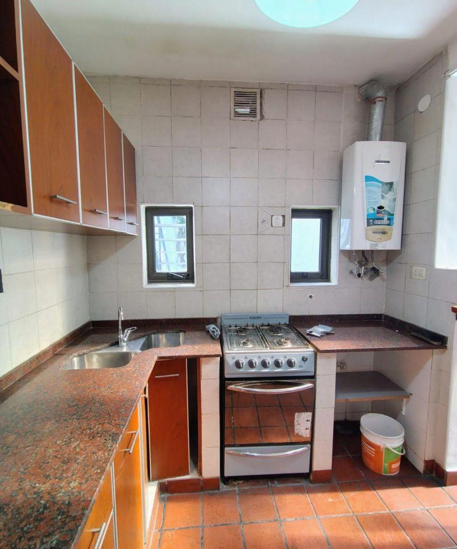 Foto de ALQUILER. PH DE 3 AMB CON FONDITO Y TERRAZA. EXCELENTE UBICACION!, imagen 5