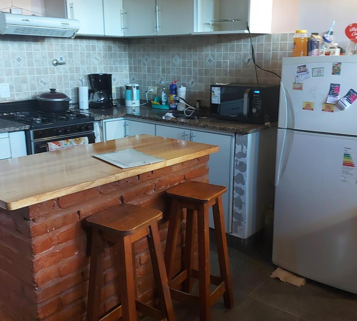 Departamento 2 dormitorios en Caseros