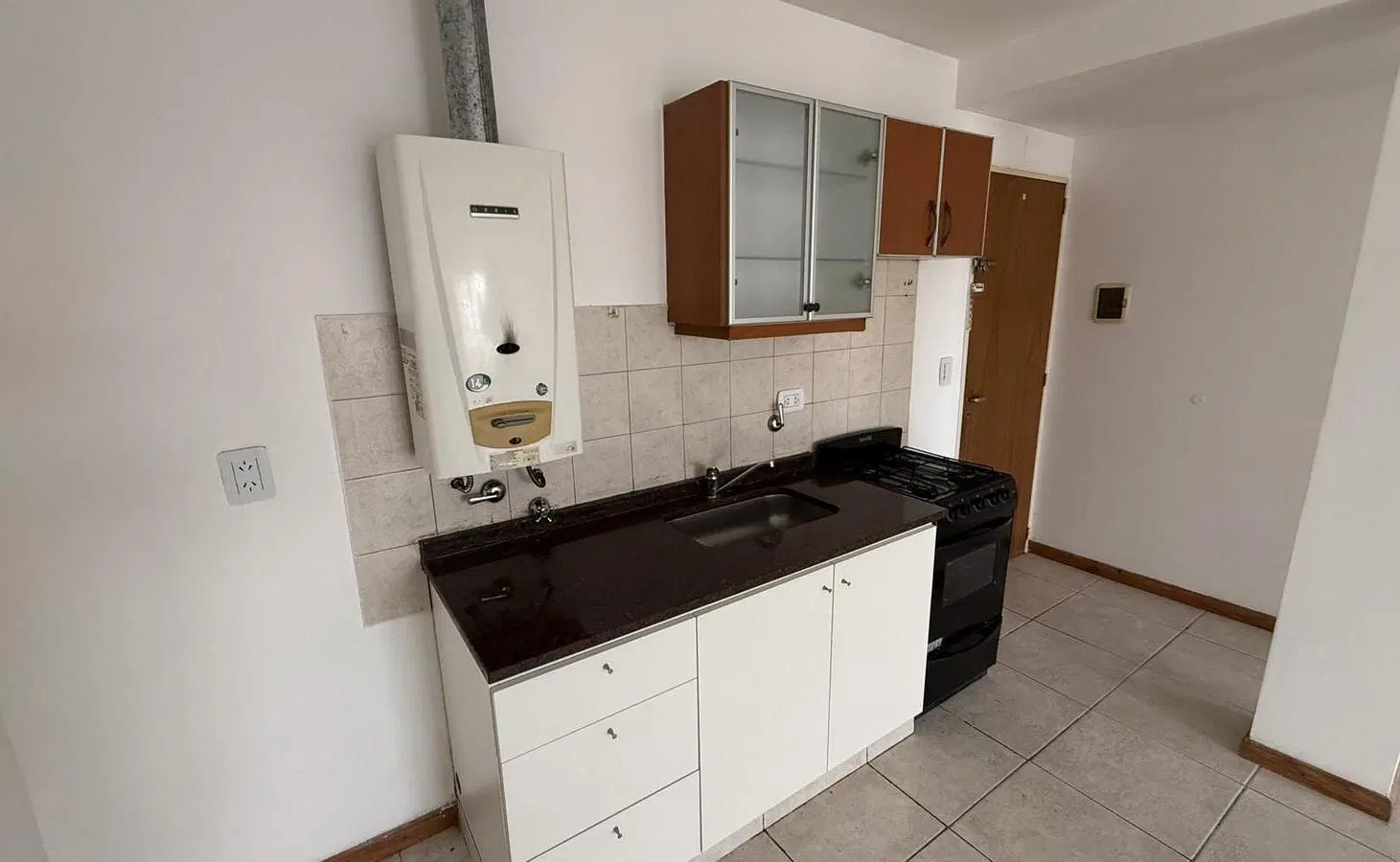 Departamento en Luis Agote 2