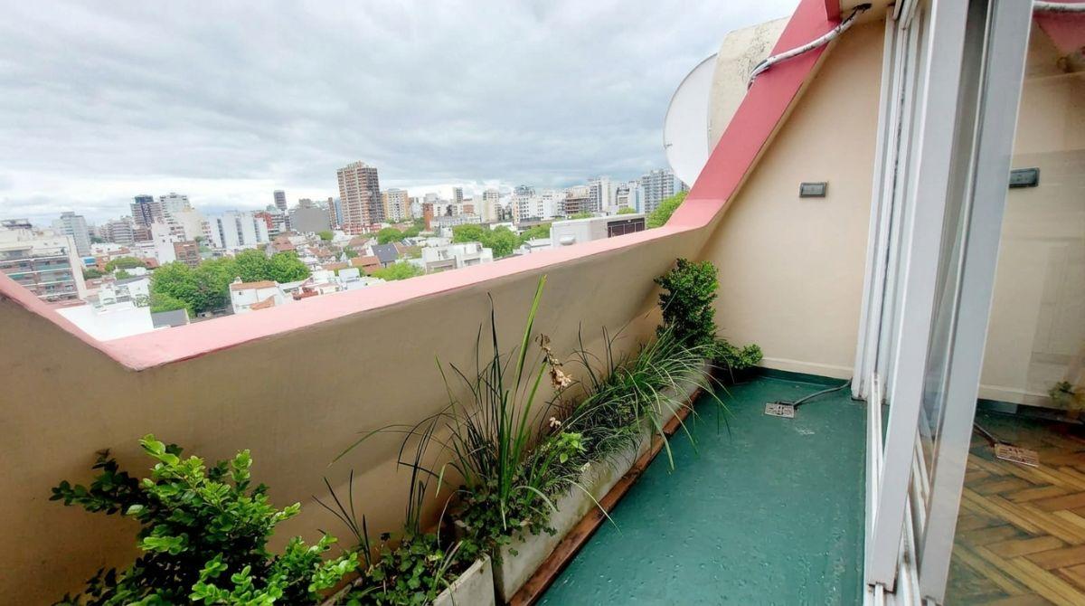 Foto de Departamento de 2 ambientes con balcón al frente en impecable estado, imagen 1