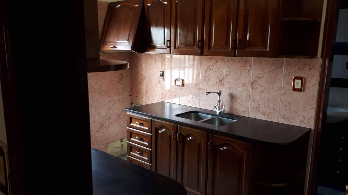Foto de Casa con local comercial en Gonzalez Catan, imagen 4