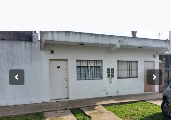 Departamentos con Local en Venta, González Catán 3
