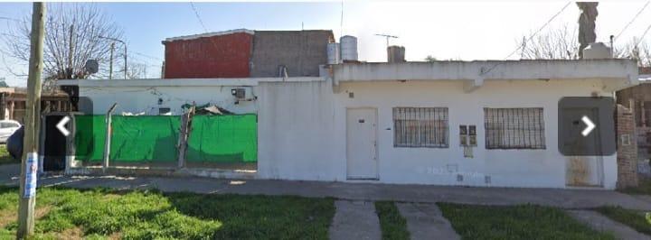 Departamentos con Local en Venta, González Catán 4