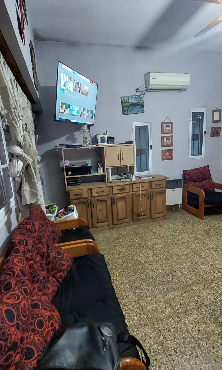 Casa de 5 ambientes en venta, González Catán