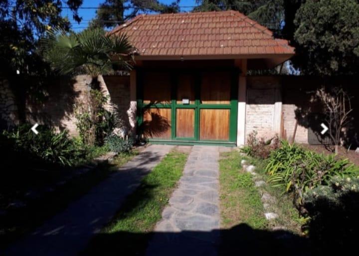 CASA QUINTA EN GONZÁLEZ CATÁN