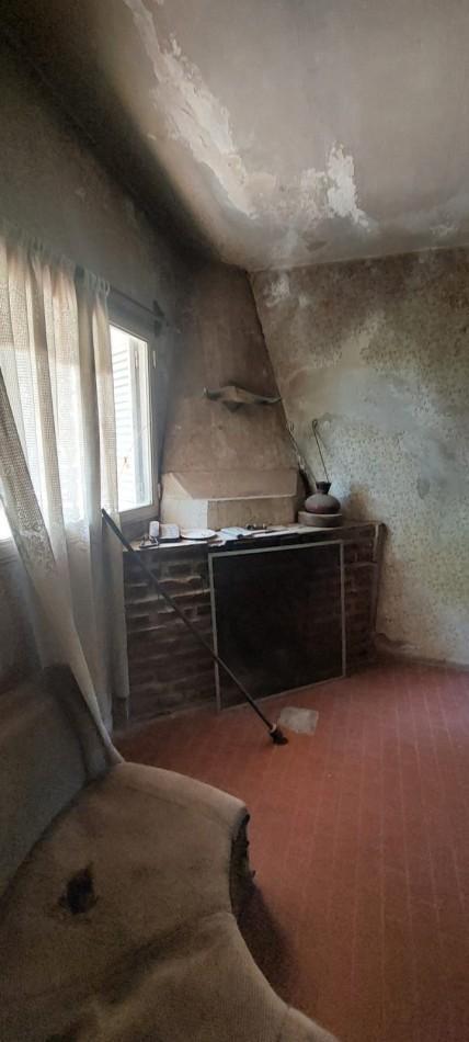 Foto de IMPORTANTE LOTE CON CASA A REFACCIONAR, imagen 2