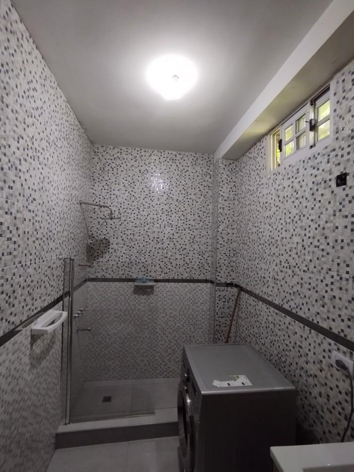 Foto de CASA 5 AMB. EN VIRREY DEL PINO, imagen 2