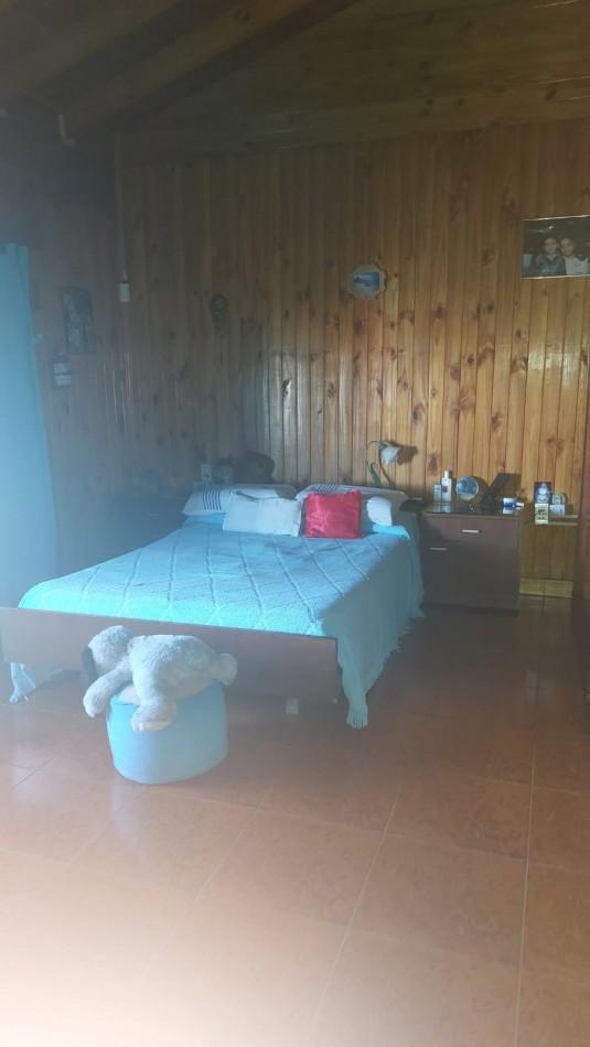 Propiedad Multifamiliar, Dos Locales, un Departamento y Una Casa en Planta Alta 1