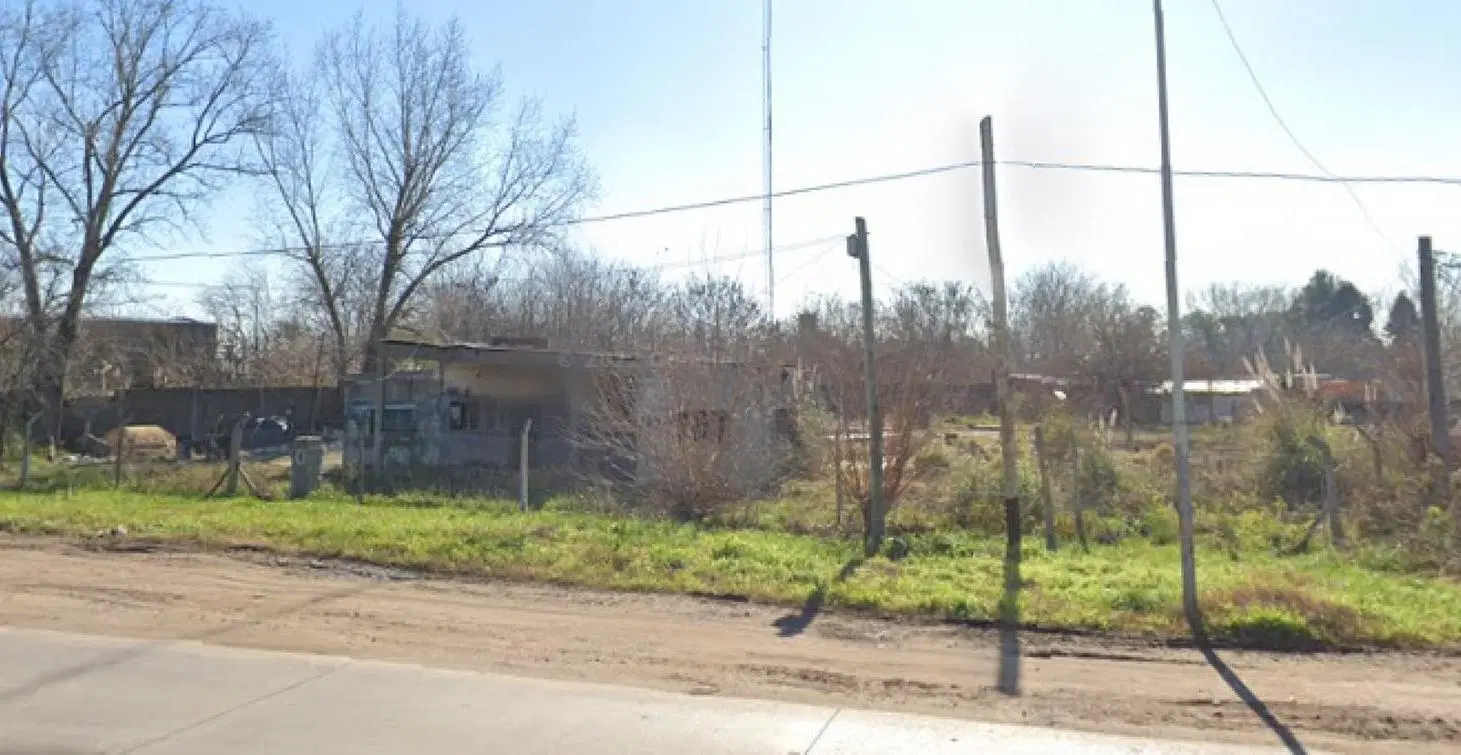 IMPORTANTE LOTE EN PONTEVEDRA 2