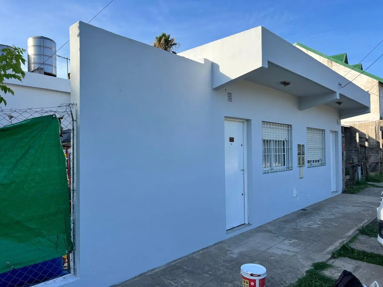 VENTA CASA CON LOCAL - GONZALEZ CATAN 2