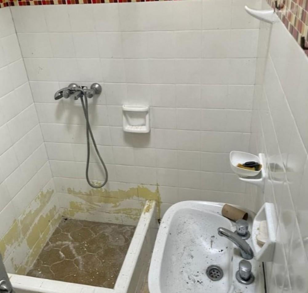 Foto de CASA EN VENTA 4 AMBIENTES - CENTRO DE GONZALEZ CATAN, imagen 3