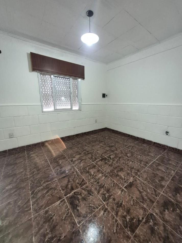Foto de EXCELENTE CASA MULTIFAMILIAR EN GONZALEZ CATAN, imagen 5