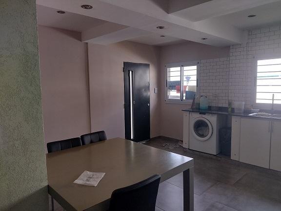 CASA EN BURZACO S/CALLE AZOPARDO