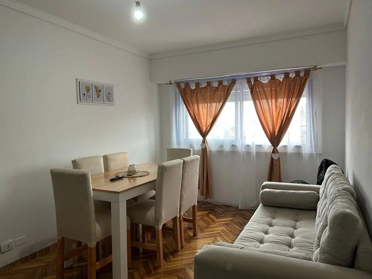 DEPARTAMENTO 2 AMBIENTES EN ALQUILER – EXCELENTE UBICACIÓN EN LANÚS 2