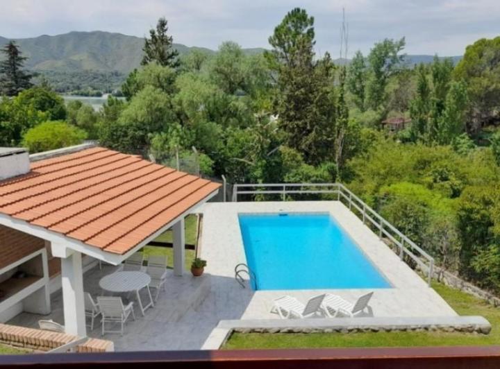 Vendo chalet c/piscina,vista al lago/montañas Villa Parque Siquiman 2