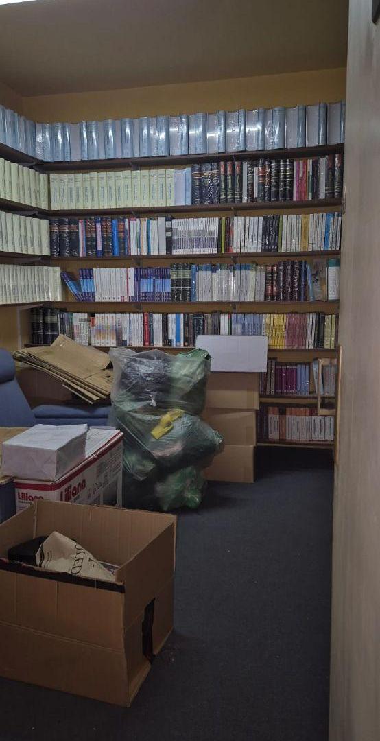 Foto de OPORTUNIDAD VENTA DOS OFICINAS MAS BAÑO EDIF EL FORO!!!!, imagen 1