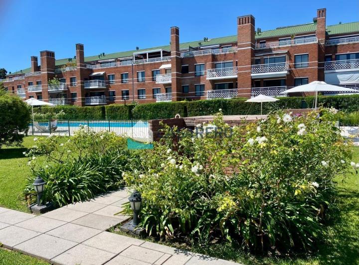 Departamento  en Alquiler en Lomas de San Isidro, San Isidro, G.B.A. Zona Norte 4