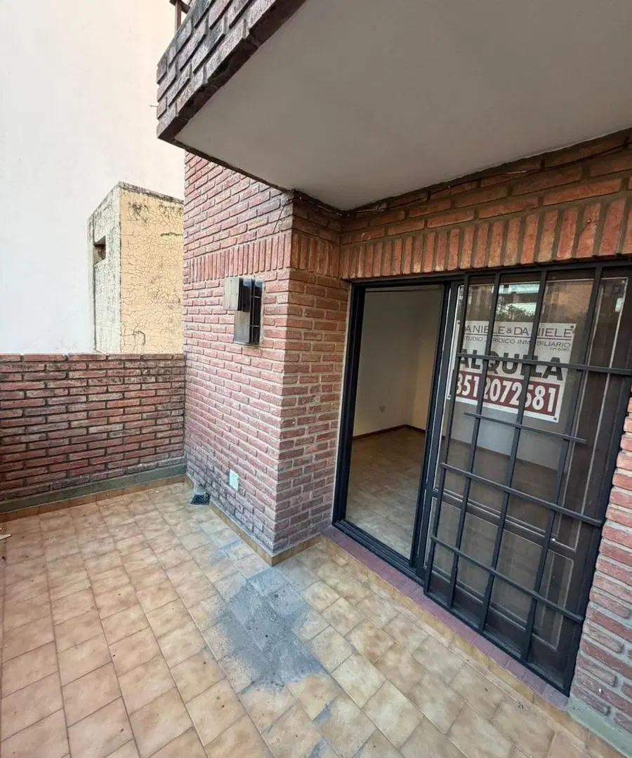ALQUILO MONOAMBIENTE CON BALCON - NUEVA CÓRDOBA 3
