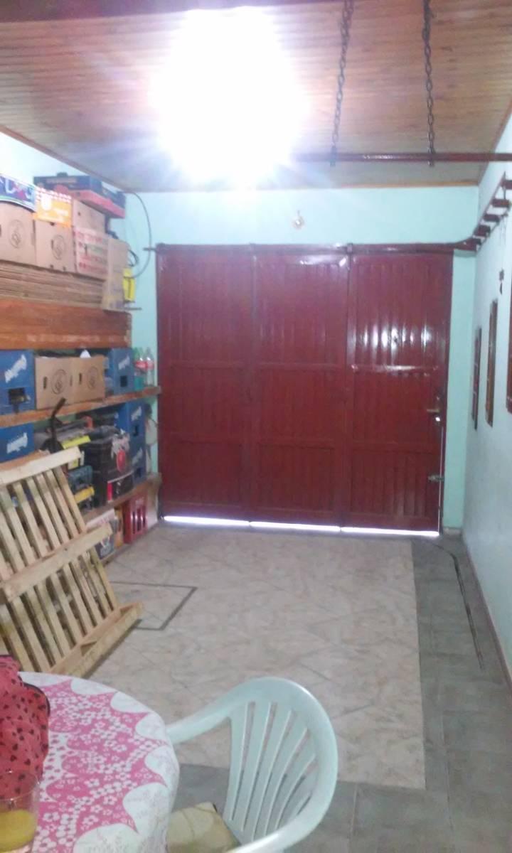 DOS EXCELENTES CASAS DE CUATRO AMBIENTES EN MISMO LOTE