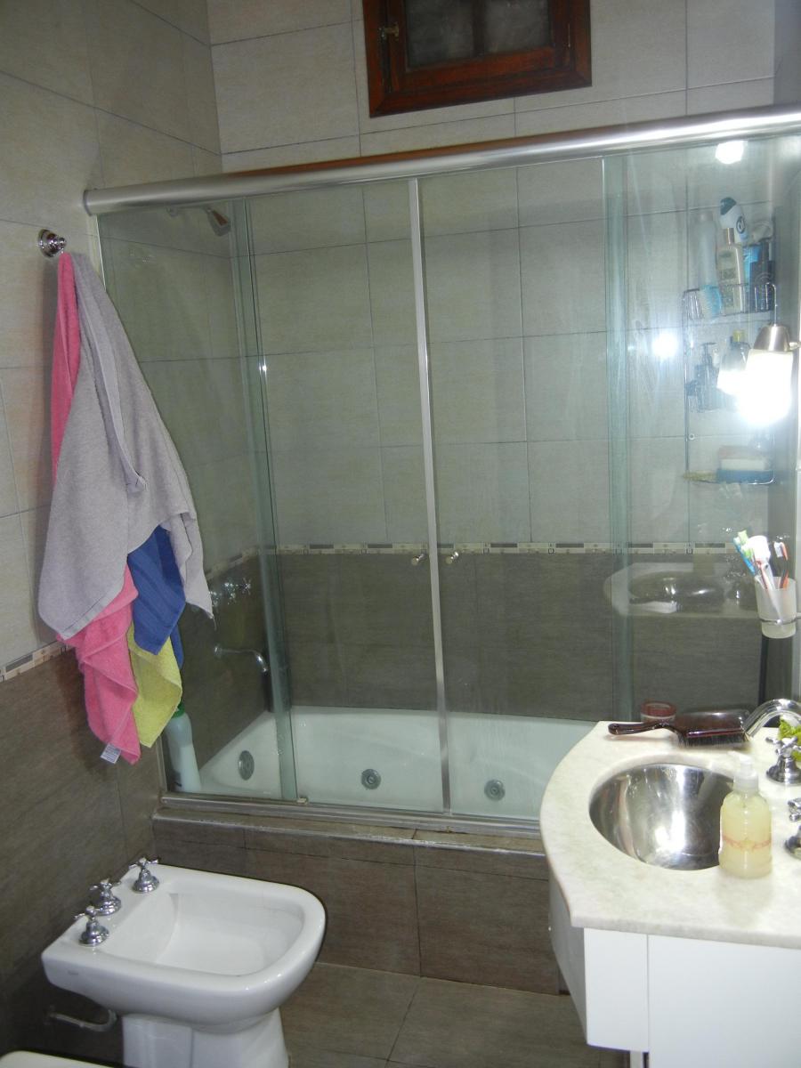 Foto de CHALET 4 AMBIENTES., imagen 3