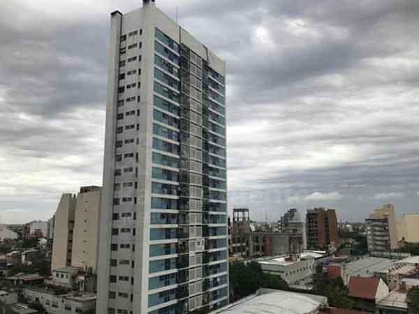 DEPARTAMENTO 4 AMBIENTES CON BALCÓN CORRIDO