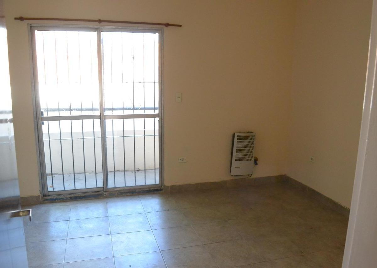 Foto de DUPLEX 3 AMBIENTES CON PATIO Y BALCONES, imagen 4