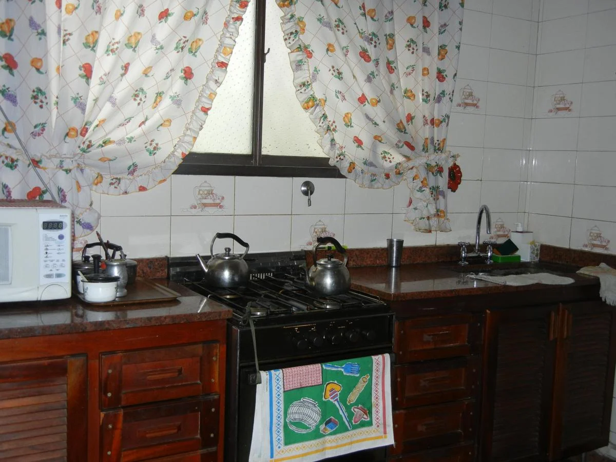 Foto de CASA SOBRE PARCELA DE 810 m2, imagen 2