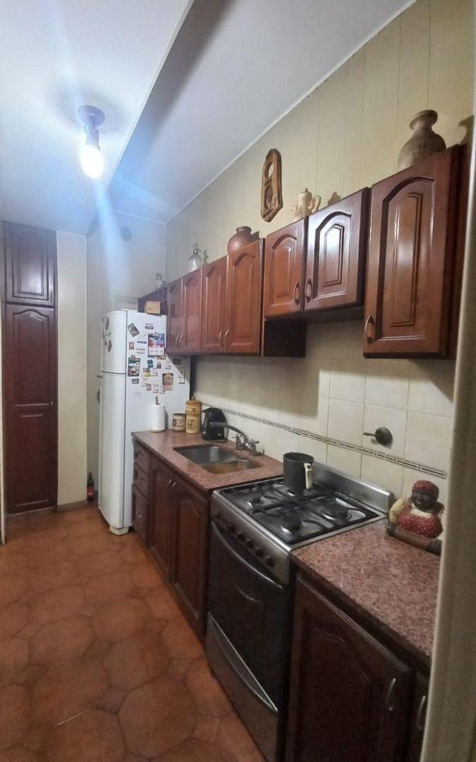 Foto de SOLIDA CASA 5 AMBIENTES CON QUINCHO, imagen 2
