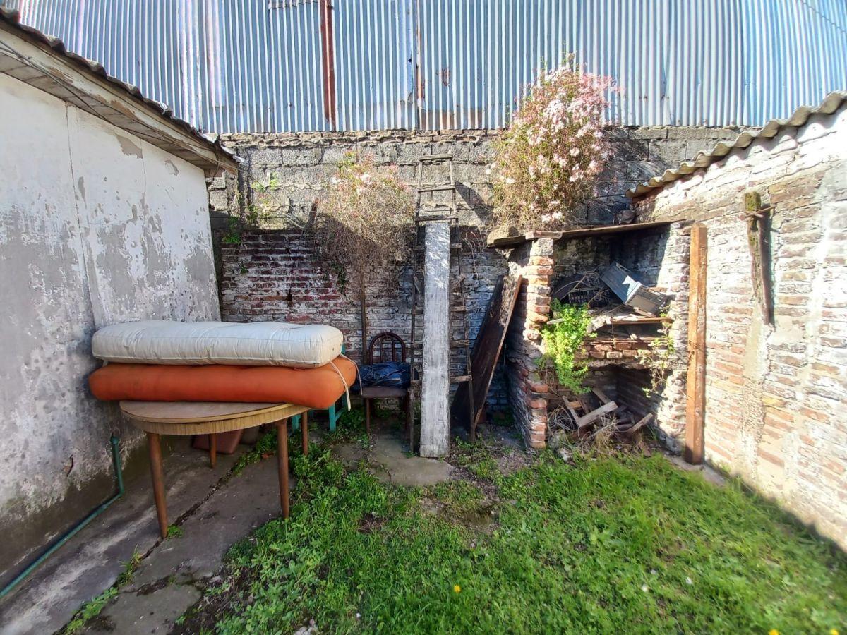 Foto de TERRENO COMERCIAL CON 2 VIVIENDAS Y MUCHO POTENCIAL, imagen 5