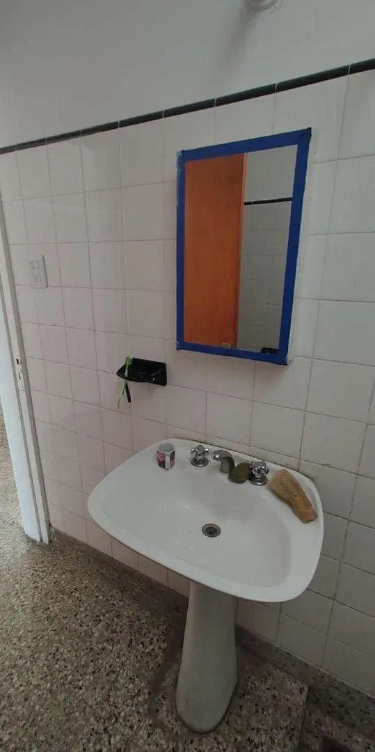 VENDO PH 1 DORM , S/24 DE SEPTIEMBRE B° YAPEYÚ 8