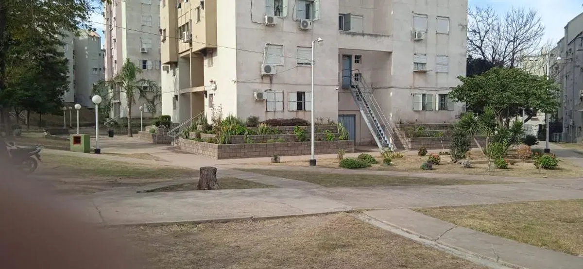 ALQUILO DEPTO 3 DORM (complejo) B° LOMAS de SAN MARTIN 2