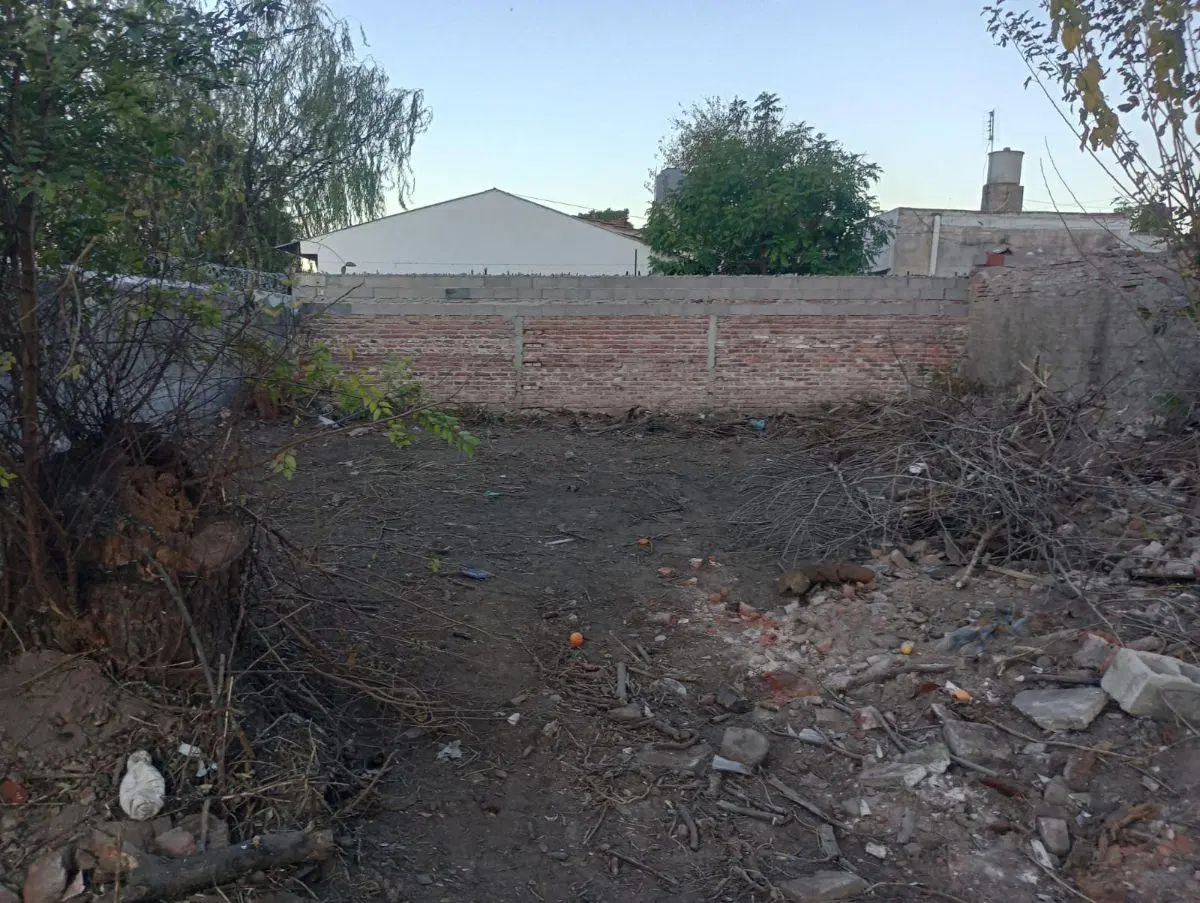 VENDO TERRENO MEDIAL 325 MTRS. B° BELLA VISTA / ACHAVAL PEÑA 5