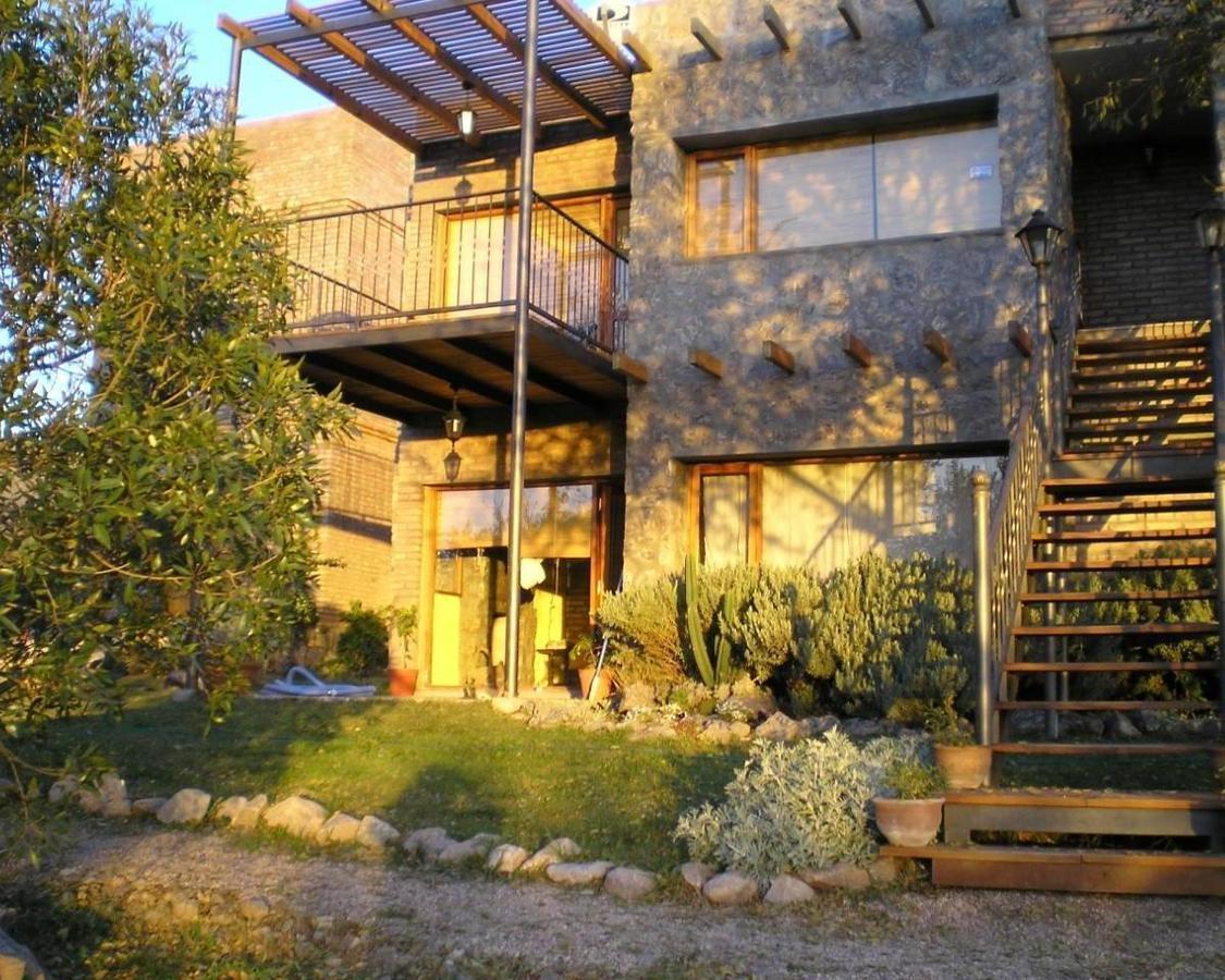 Remato Cabañas en Las Sierras de Cordoba, Villa Giardino 2