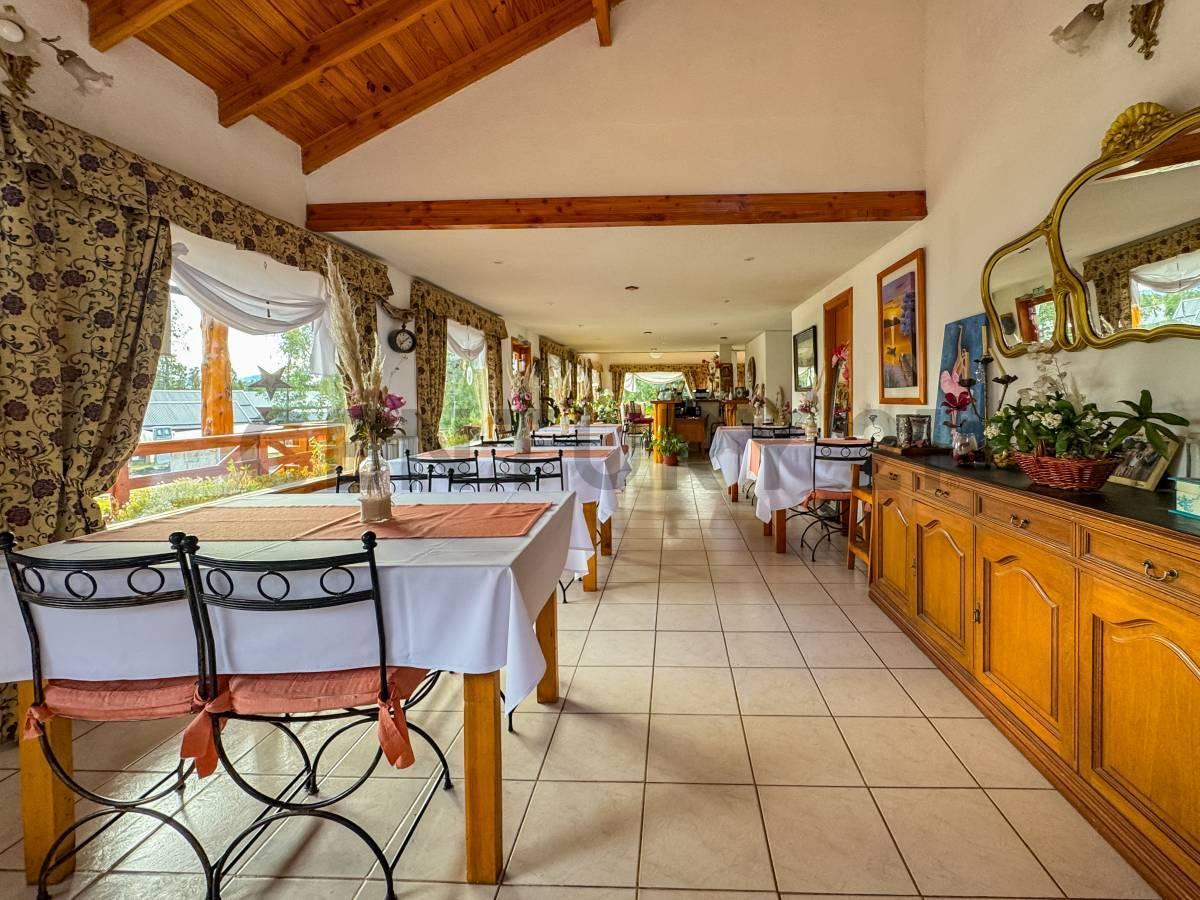 Foto de Venta hotel Villa La Angostura, imagen 4